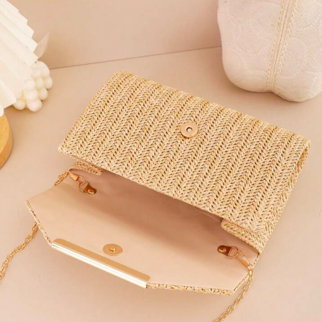 【レンタル】麻素材のクラッチバッグ チェーン付き