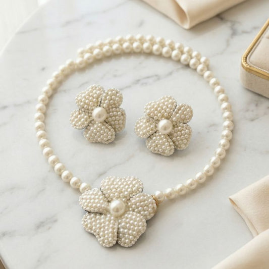 【レンタル】パールのチョーカーとイヤリング（またはピアス）のセット